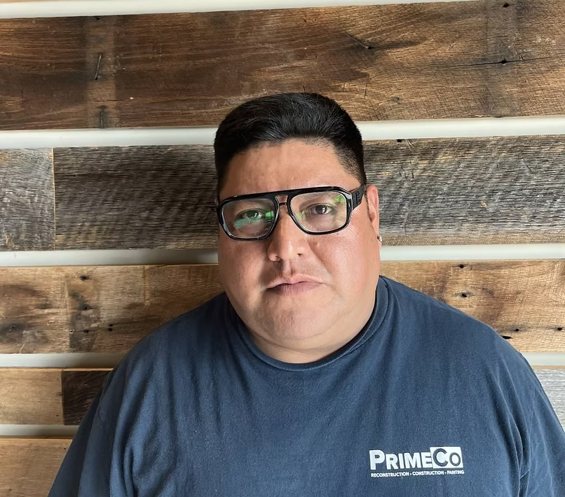 Alejandro headshot